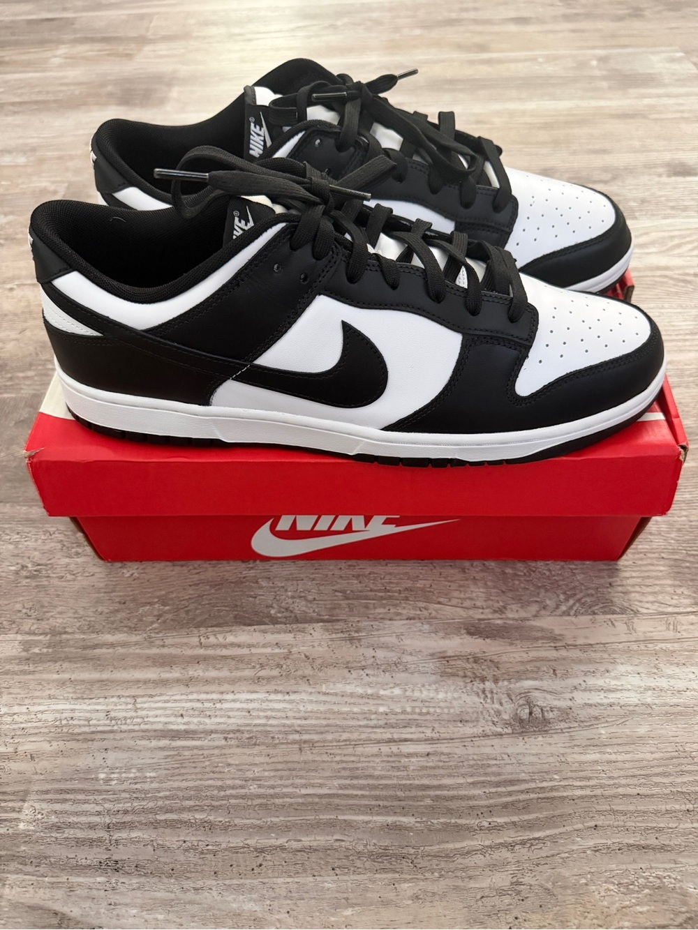 Nike Panda Dunks (with box)